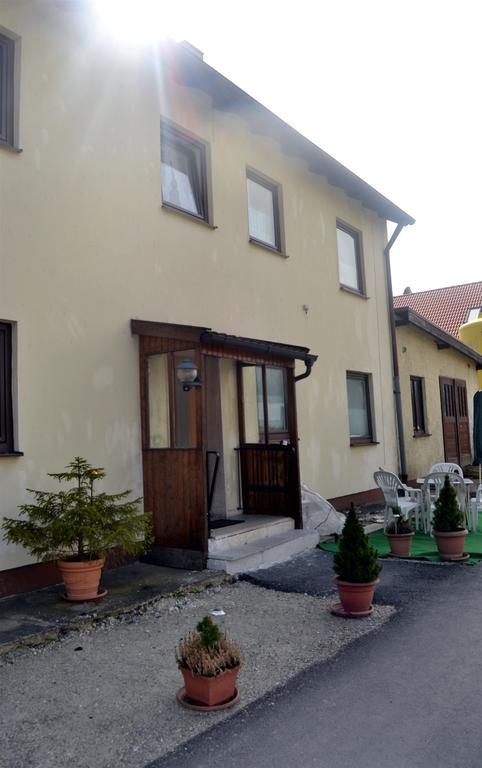Gasthaus Gastehaus Sebastian Erding Exterior foto